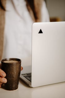 Pierre fine à l'unité (oeil de tigre)