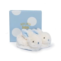 Coffret cadeau naissance chaussons lapin bleu avec hochet - 0/6 mois
