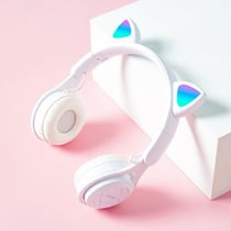 Casque Audio Pliable LED Bluetooth 5.0 Avec Oreilles De Chat Et Son Stéréo Blanc YONIS