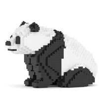 Panda accroupi Taille standard | JEKCA | 14 ans et +