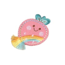 Ecusson thermocollant avec franges fraise rose 5cm x 3,5cm