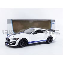 Voiture Miniature de Collection - MAISTO - FORD Shelby GT500 Mustang - Blanc - 1/18 - 2020