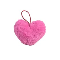 Pompon fourrure artificielle cœur 45x 65mm rose fluo