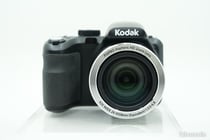 KODAK Pixpro AZ422 - Appareil Photo Bridge Numérique 20 Mp, Zoom Optique 42X, Grand angle 24 mm, Video HD 720p, OIS, Flash Intégré, Ecran LCD 3, Batterie Li-ion - Noir