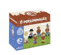 6 personnages en bois de l univers