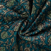 Tissu Velours ras Matelassé réversible fleuri effet Batik sur fond Bleu pétrole