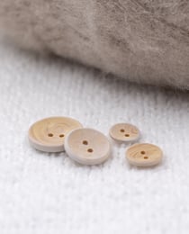 Lot de 5 boutons bois blanchi
