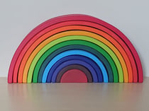Arc-en-ciel de construction Montessori