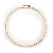 Tambour à Broder en Bois 15 cm