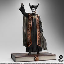 Ghost - Statuette Rock Iconz 1/9 Papa Emeritus IV Black Robes 22 cm - Knucklebonz