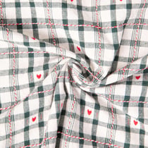 Tissu Toile de Coton Villars carreaux verts et coeurs rouges brodés sur fond Ecru