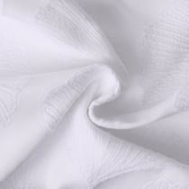 Tissu Jacquard Yasuko feuilles ginkgo Blanches sur fond Blanc