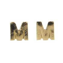 Lettres en cire - M - , or, 9mm, 2 pces