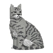 Chat Tigré gris clair assis | JEKCA | 14 ans et +