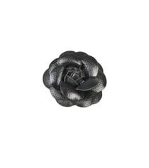 Broche fleur camélia 7 cm noir