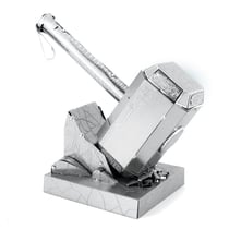MetalEarth: AVENGERS/THOR'S HAMMER Mjolnir 7.5x4.5x7.8cm, maquette 3D en métal avec 2 feuilles, sur carte 12x17cm, 14+