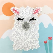 MégaCréa DIY - Tableau de fil tendu String Art Lama 21 x 21 cm