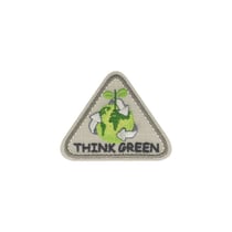 Lot de 3 écussons thermocollants triangle THINK GREEN gris 4x6cm