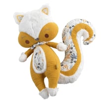 Doudou écureuil en velours jaune foncé