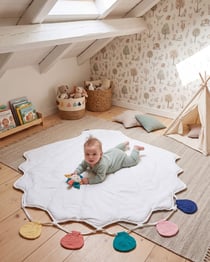 Tapis de Jeu Blanc en Coton Matelassé 110 x 110 cm pour Enfants en Forme de Coquillage Accessoire Style Moderne