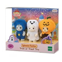 5589  Le trio des bébés en costume d'Halloween