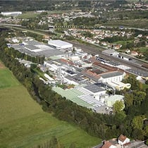 Clairefontaine - Trophée - Réf : 1019C – Papier Multifonctions (copie, laser, jet d'encre) - Coloris Vert Sapin - Format A4 : 210 x297 - Ramette de 250 feuilles - Grammage : 160 g/m²