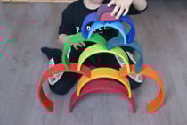 Arc-en-ciel de construction Montessori
