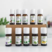 10 huiles essentielles indispensables + trousse - Coffret Aromathérapie
