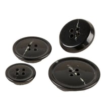 Bouton 4 trous imitation corne Noir
