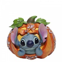 Figurine stitch dans la jack o lanterne