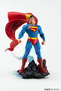 Statuette Superman PX - Superman Classic Version - PVC - 1/8 30 cm