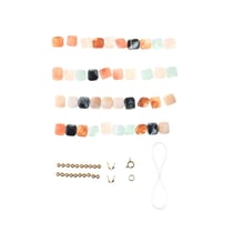 Kit assortiment perles carrées résine Créalia - Multicolore