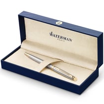 Stylo bille Waterman® Hémisphère Acier GT - Corps : acier inoxydable - attributs or fin 23K - Pointe Moyenne - Avec une recharge d'encre bleue