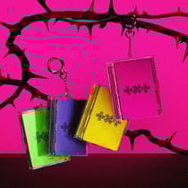 7TH YEAR: A Moment of Stillness in the Thorns