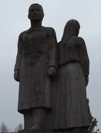 Sotatarkkailija