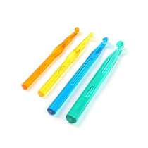 Lot de 4 crochets plastique Créalia