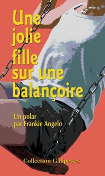 Une jolie fille sur une balançoire