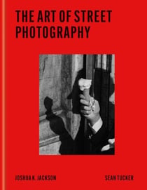 The Art of Street Photography - Express the Moment