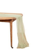 Chemin de table Artyfêtes - Voilage - Vert de gris - 1,60 x 4 m