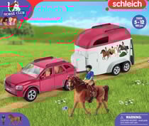 Voiture avec remorque pour chevaux