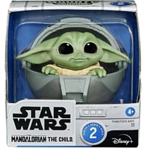 Mini figurine baby yoda child dans son landau mandalorian