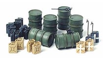 Maquette Fûts et jerrycans Allemands
