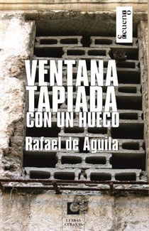 Ventana tapiada con un hueco