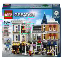 La place de l'assemblée - LEGO® Creator Expert - 10255