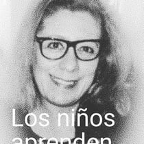 J'apprends l'alphabet avec les belles poupées de Julia