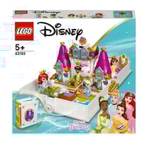 Les aventures d’Ariel, Belle, Cendrillon et Tiana dans un livre de contes