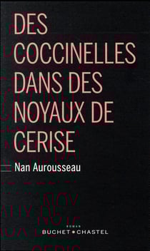 Des coccinelles dans des noyaux de cerise