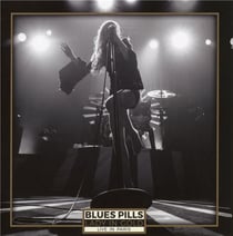 Lady in gold, live in Paris