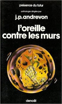L'oreille contre les murs