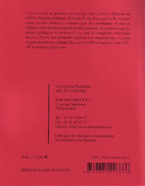Drapeau rouge et tasse de thé